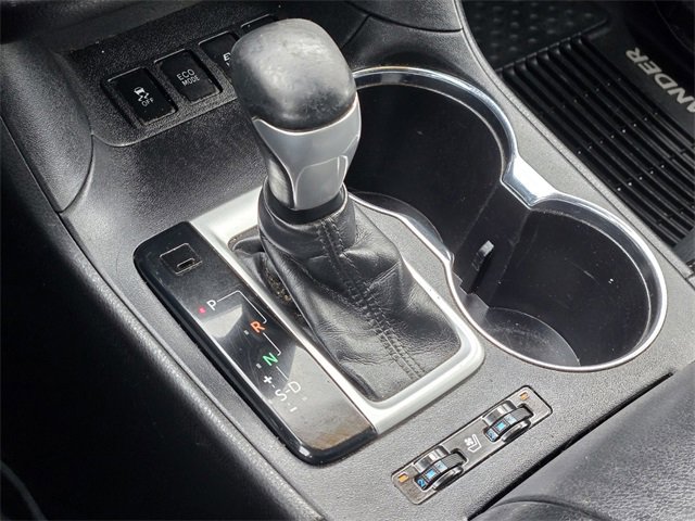 Used 2016 Toyota Highlander Limited Platinum image 17