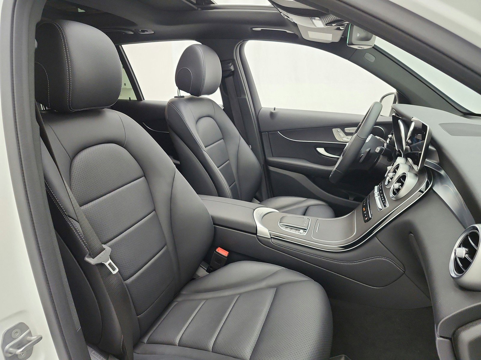 Used 2021 Mercedes-Benz GLC 300 image 19