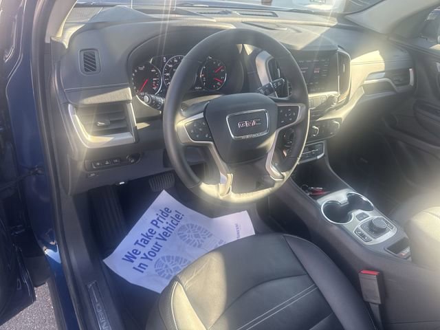 Used 2023 GMC Terrain Denali w/ Denali Premium Package image 10