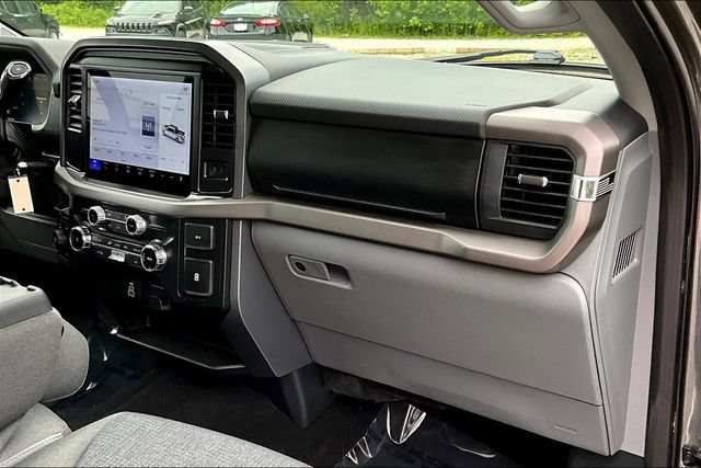 Used 2025 Ford F150 XLT w/ Equipment Group 301A Standard AWD/4WD image 16
