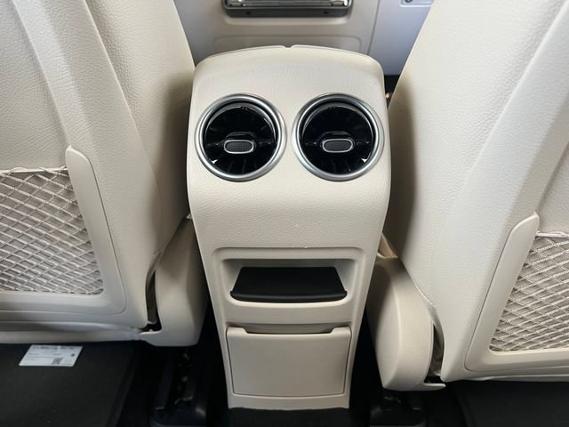 Used 2025 Mercedes-Benz EQB 300 4MATIC image 44
