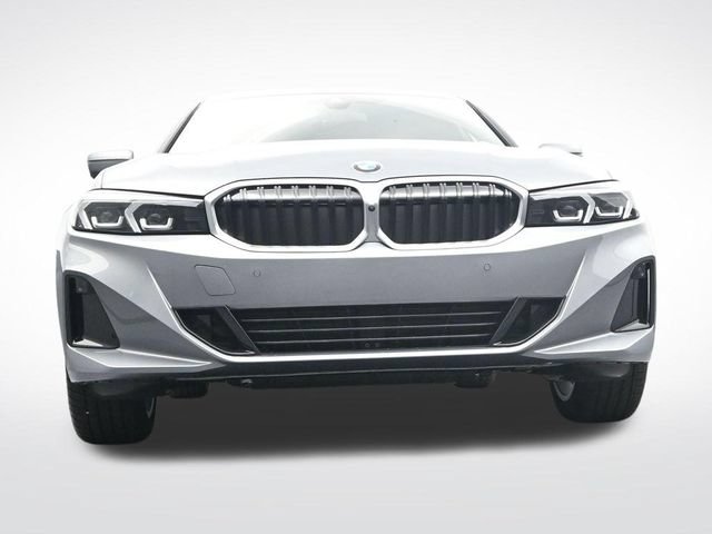 New 2026 BMW 330i xDrive Sedan w/ Premium Package AWD/4WD image 39