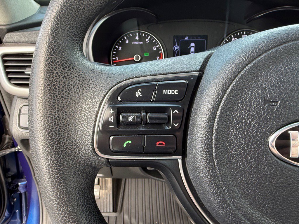 Used 2018 Kia Optima LX w/ 17" Alloy Wheels Package image 26