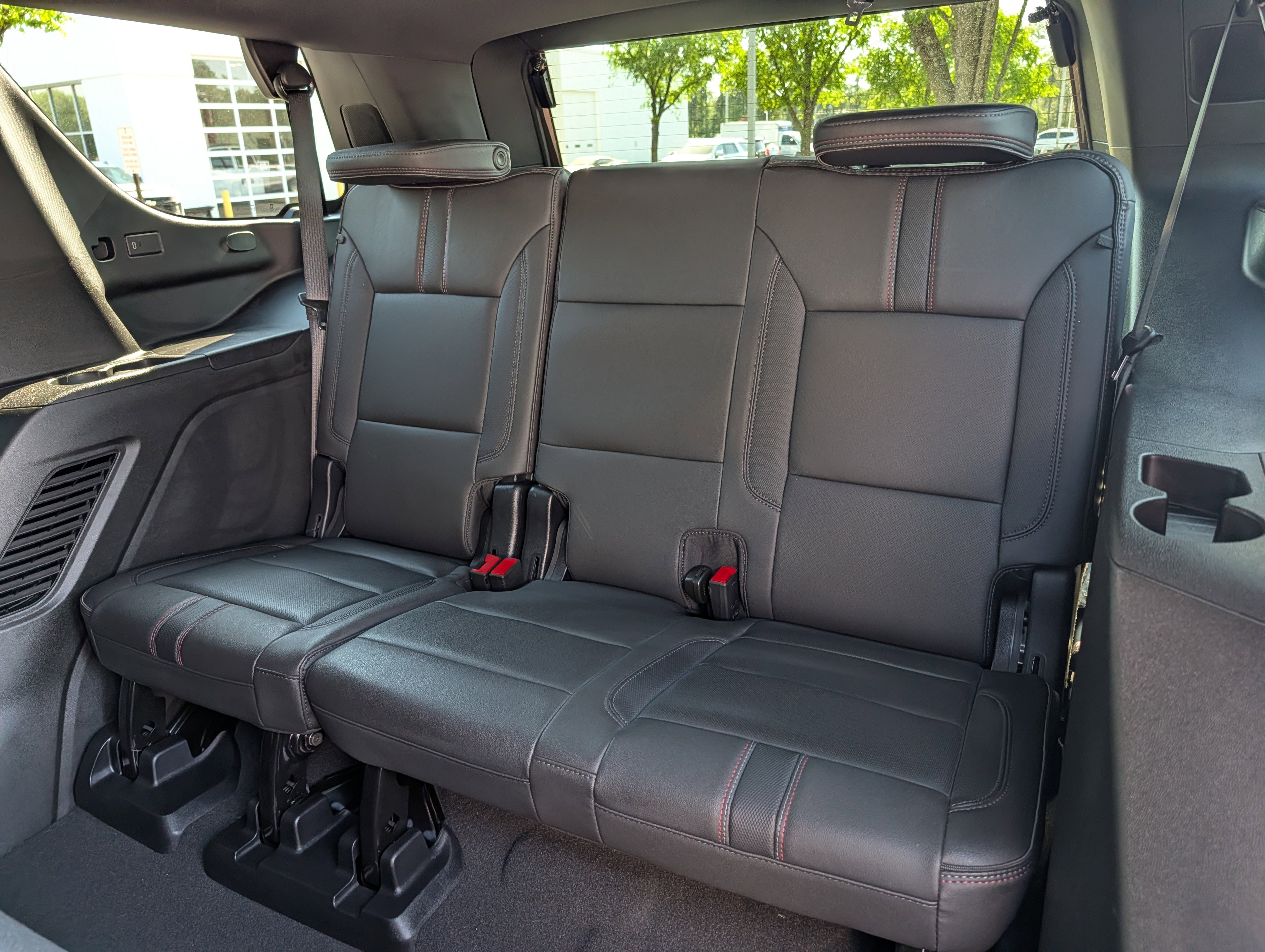 Used 2026 Chevrolet Tahoe RST w/ Comfort Package image 16