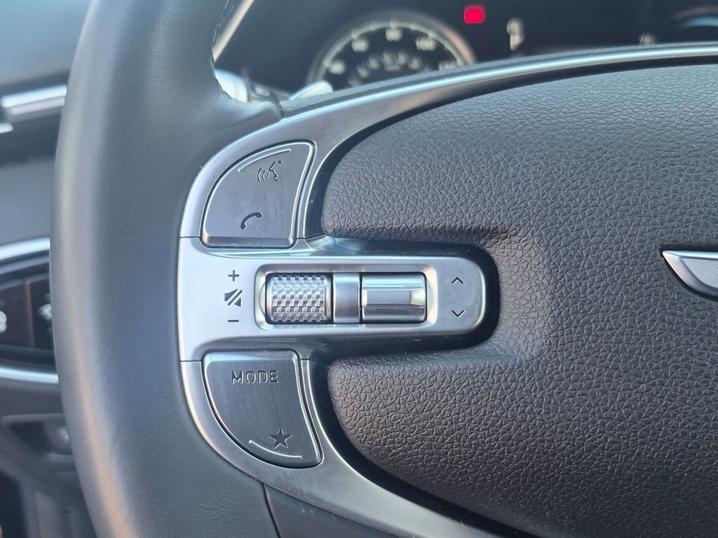 Used 2023 Genesis GV70 2.5T w/ Select Package image 30