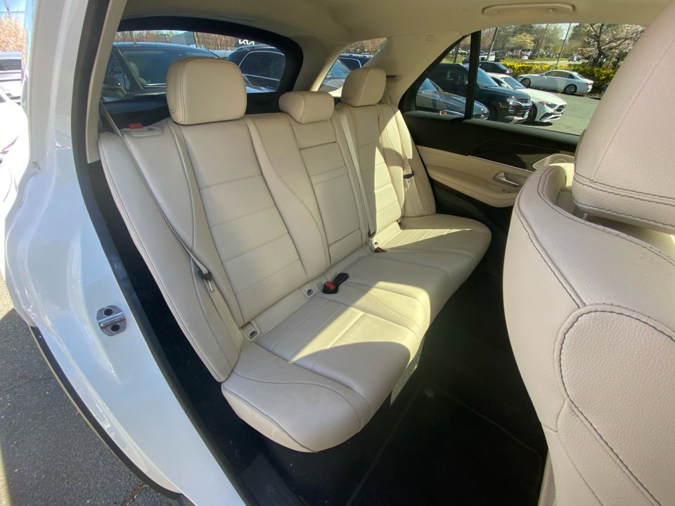 Used 2021 Mercedes-Benz GLE 350 4MATIC image 29