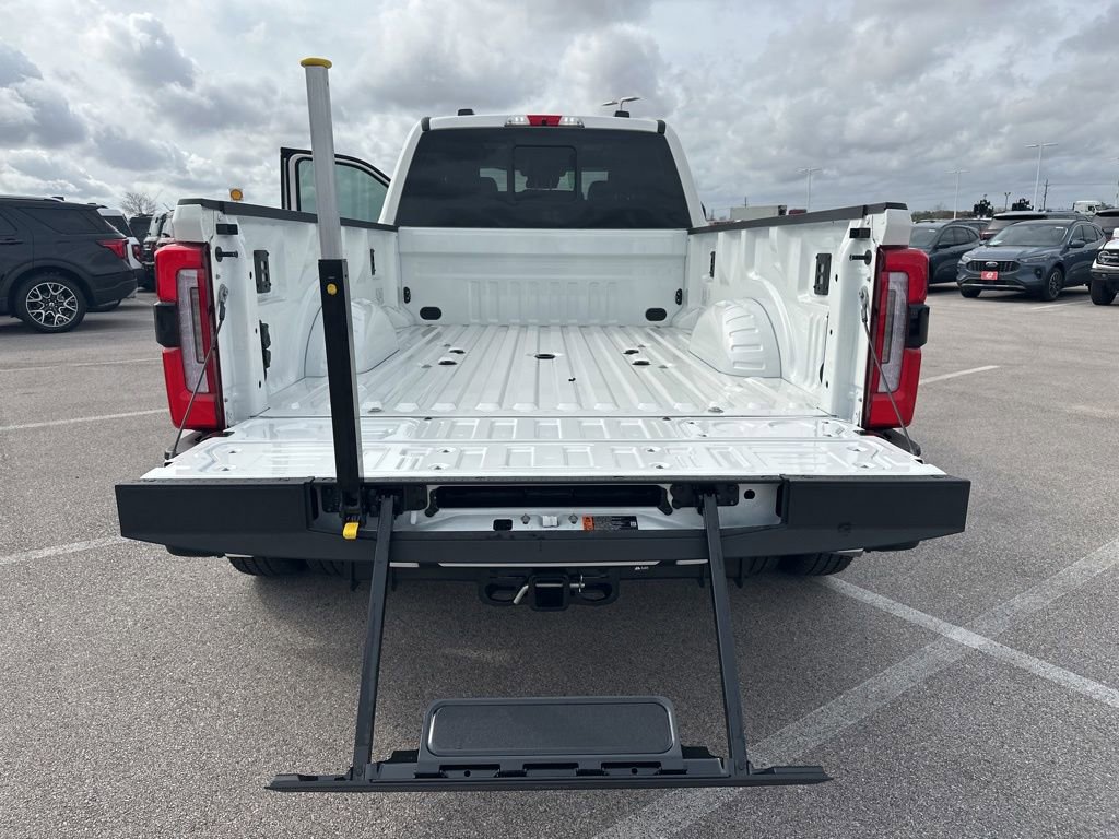 New 2026 Ford F350 Platinum w/ Platinum Plus Package image 46