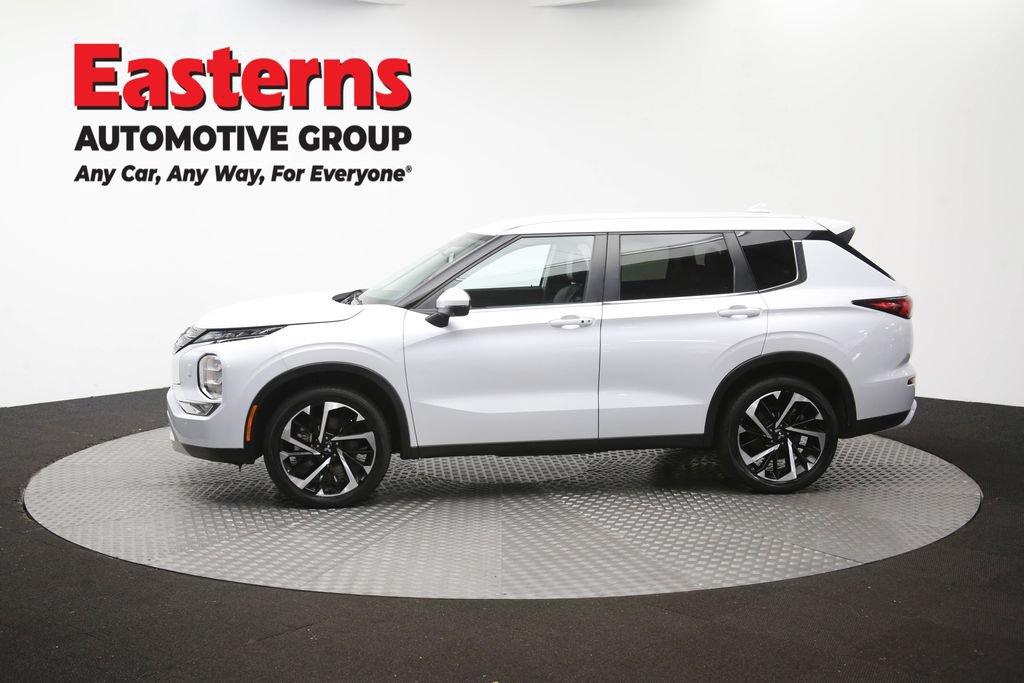 Used 2024 Mitsubishi Outlander SE AWD/4WD image 60