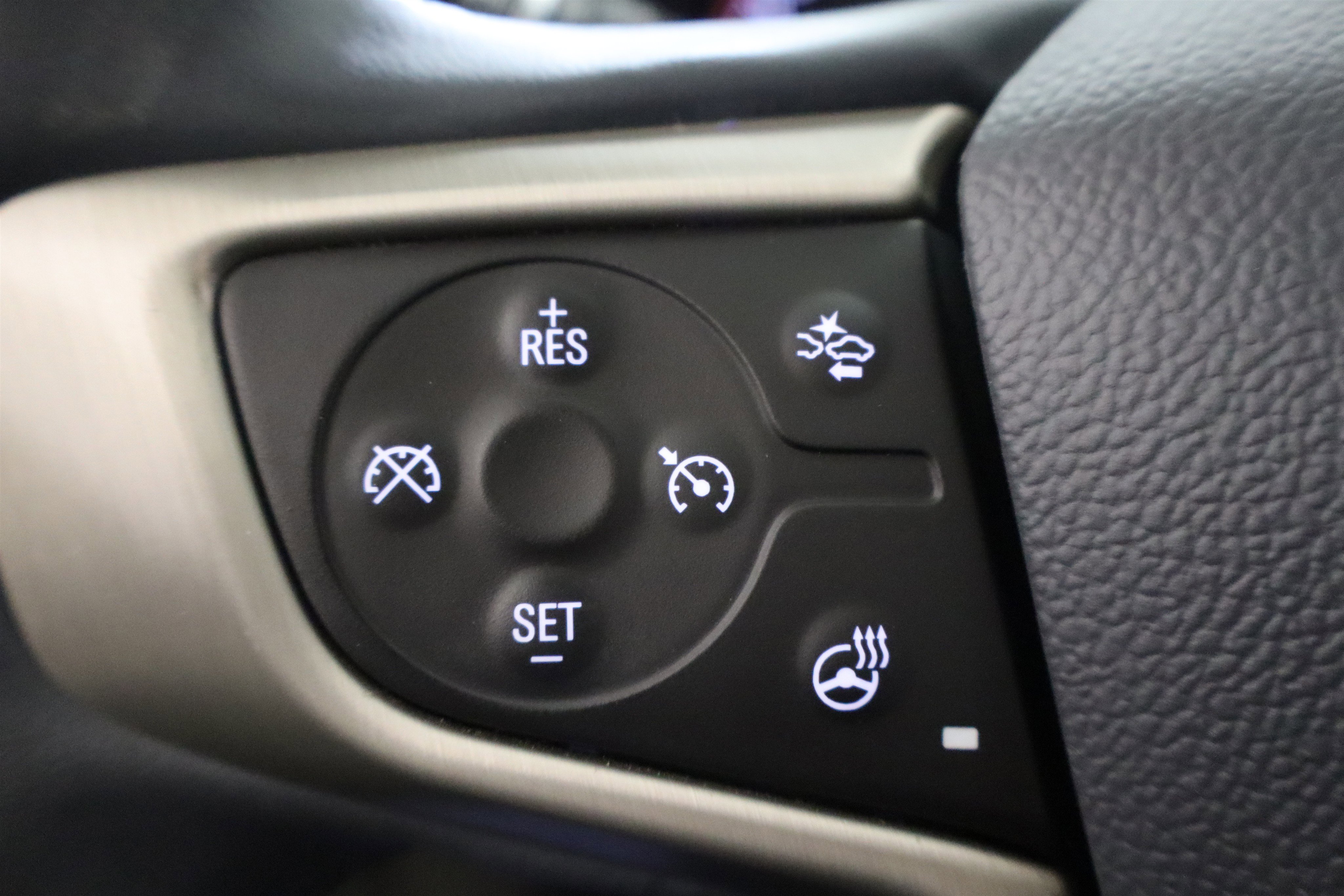 Used 2023 GMC Terrain Denali w/ Denali Premium Package image 30