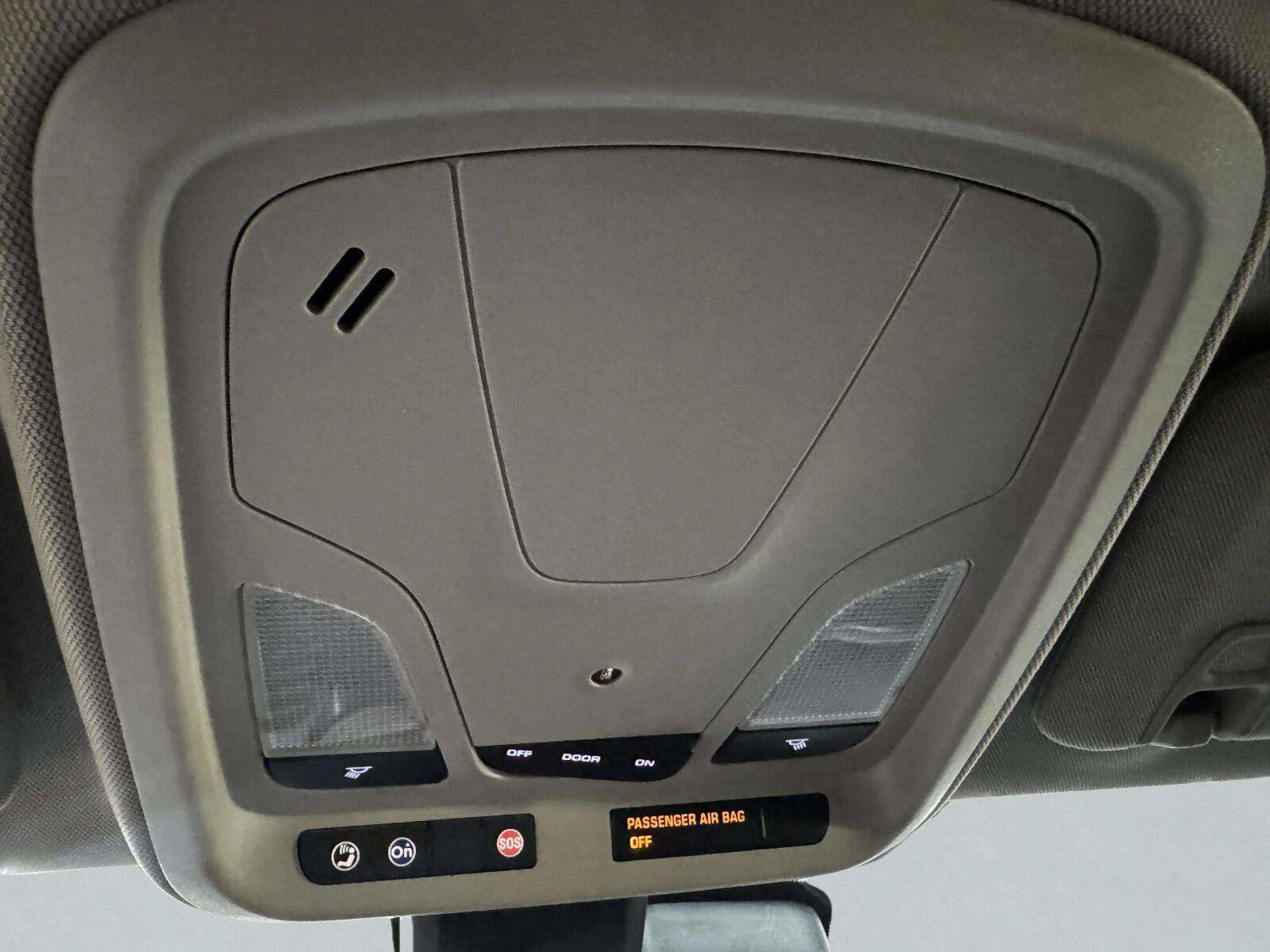 Used 2016 Chevrolet Impala LTZ FWD image 24