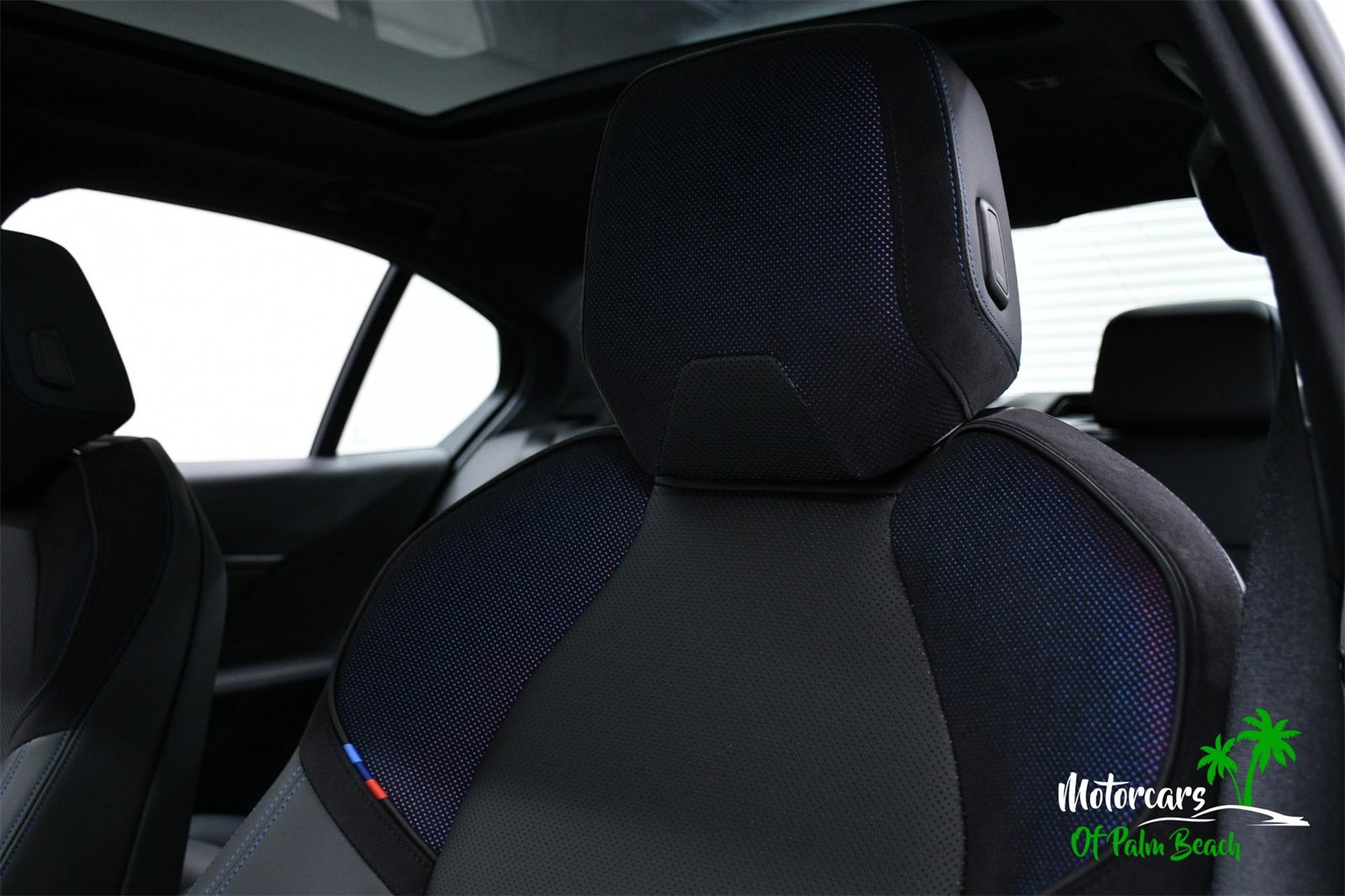 Used 2025 BMW i5 M60 w/ Premium Package image 26