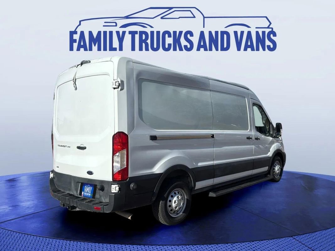 Used 2023 Ford Transit 250 Medium Roof AWD image 5