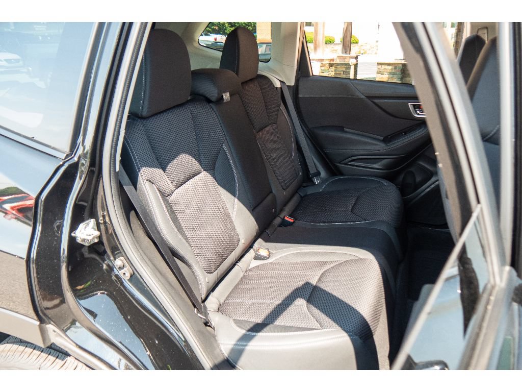 Used 2023 Subaru Forester Premium AWD/4WD image 19