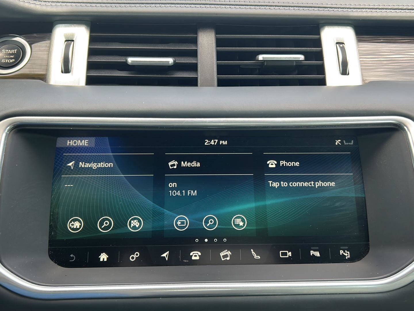 Used 2019 Land Rover Range Rover Evoque HSE Dynamic AWD/4WD image 15