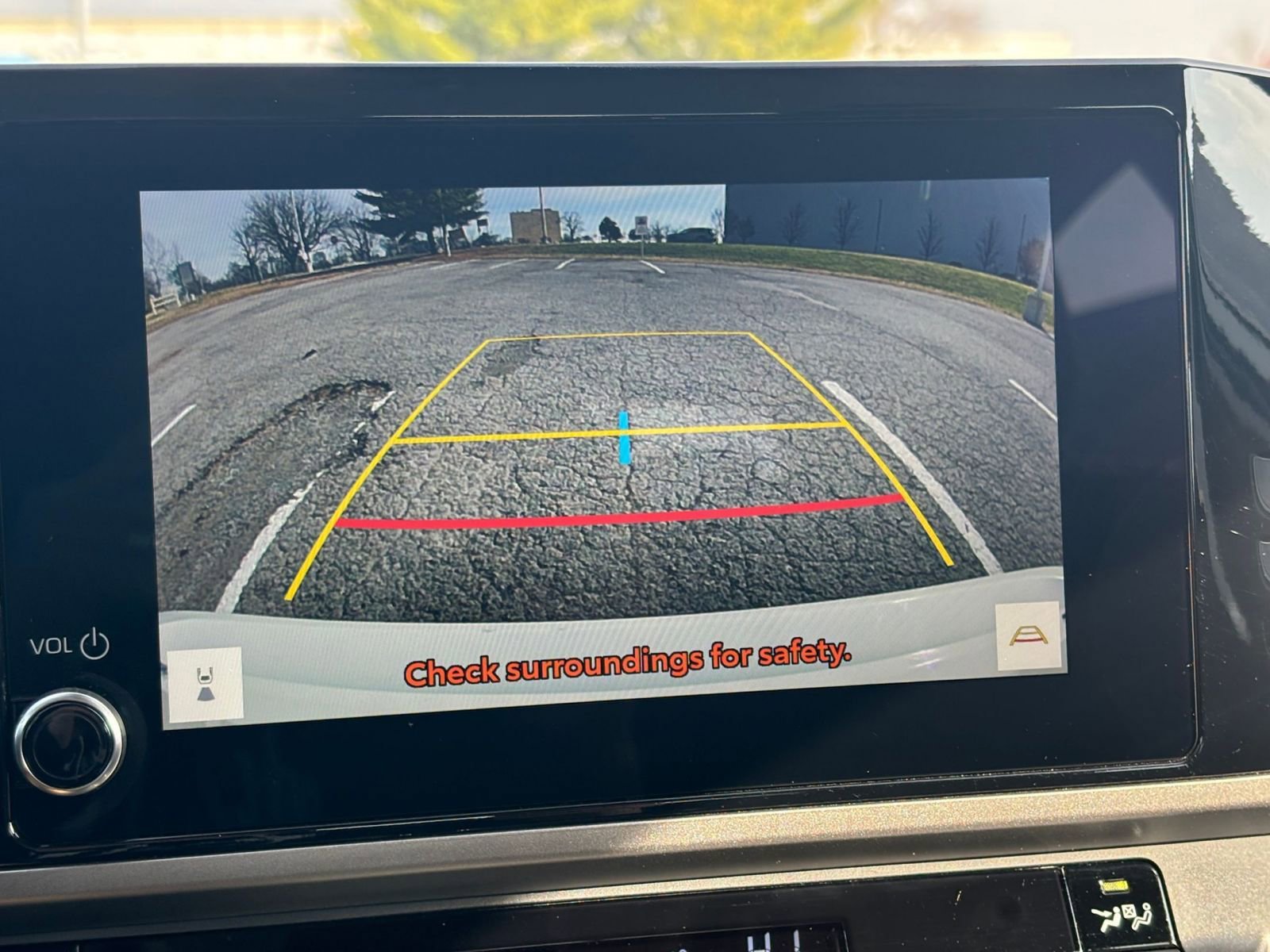 Used 2025 Toyota Camry LE image 17