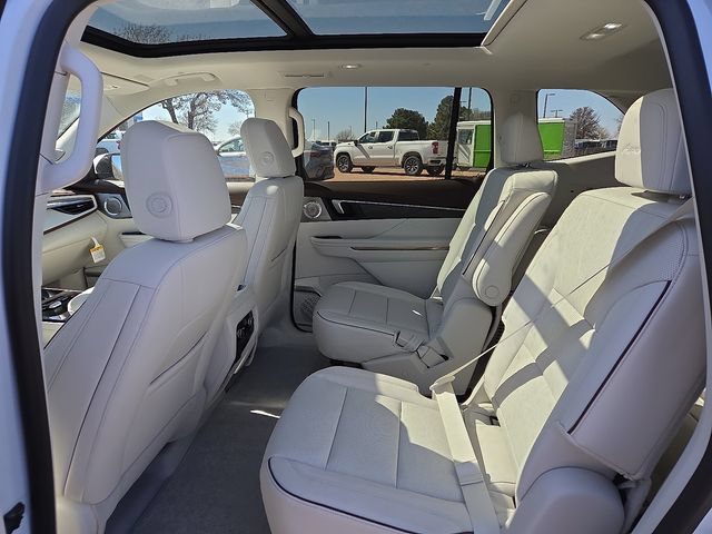 New 2026 Buick Enclave Avenir w/ Super Cruise Package FWD image 7