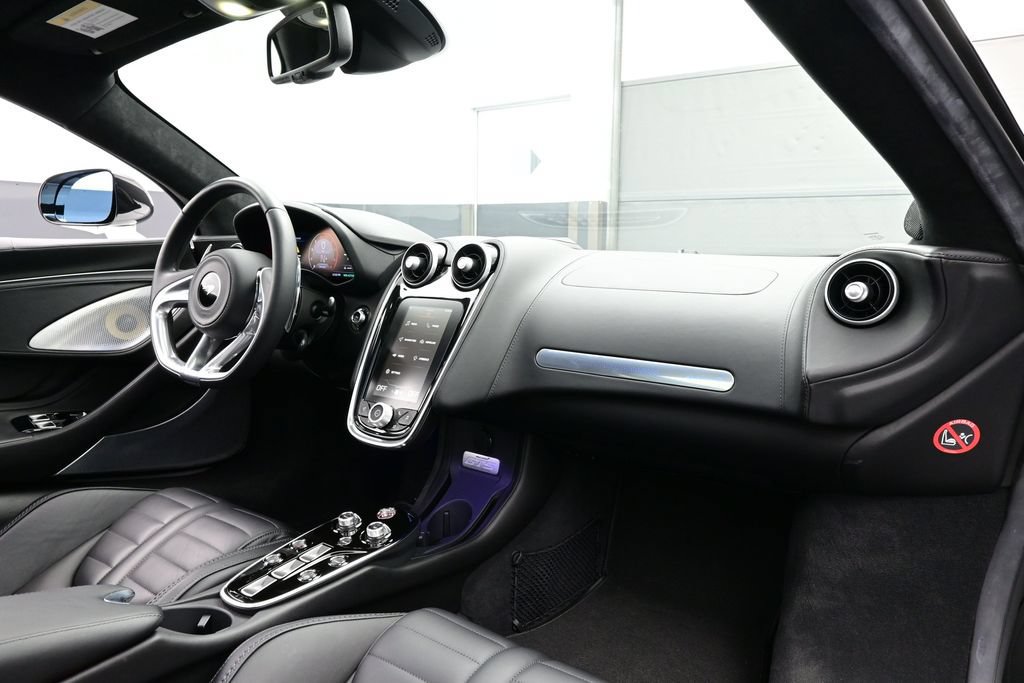 Used 2025 McLaren GTS RWD image 14