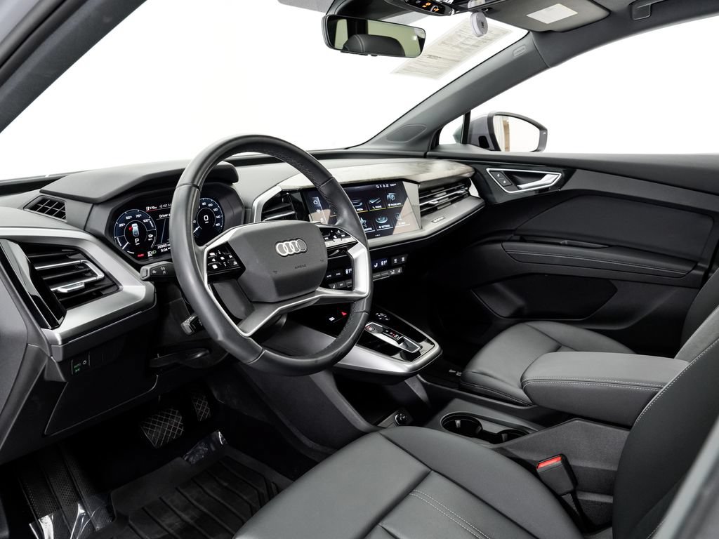 Used 2023 Audi Q4 e-tron Premium w/ Convenience Package AWD/4WD image 4