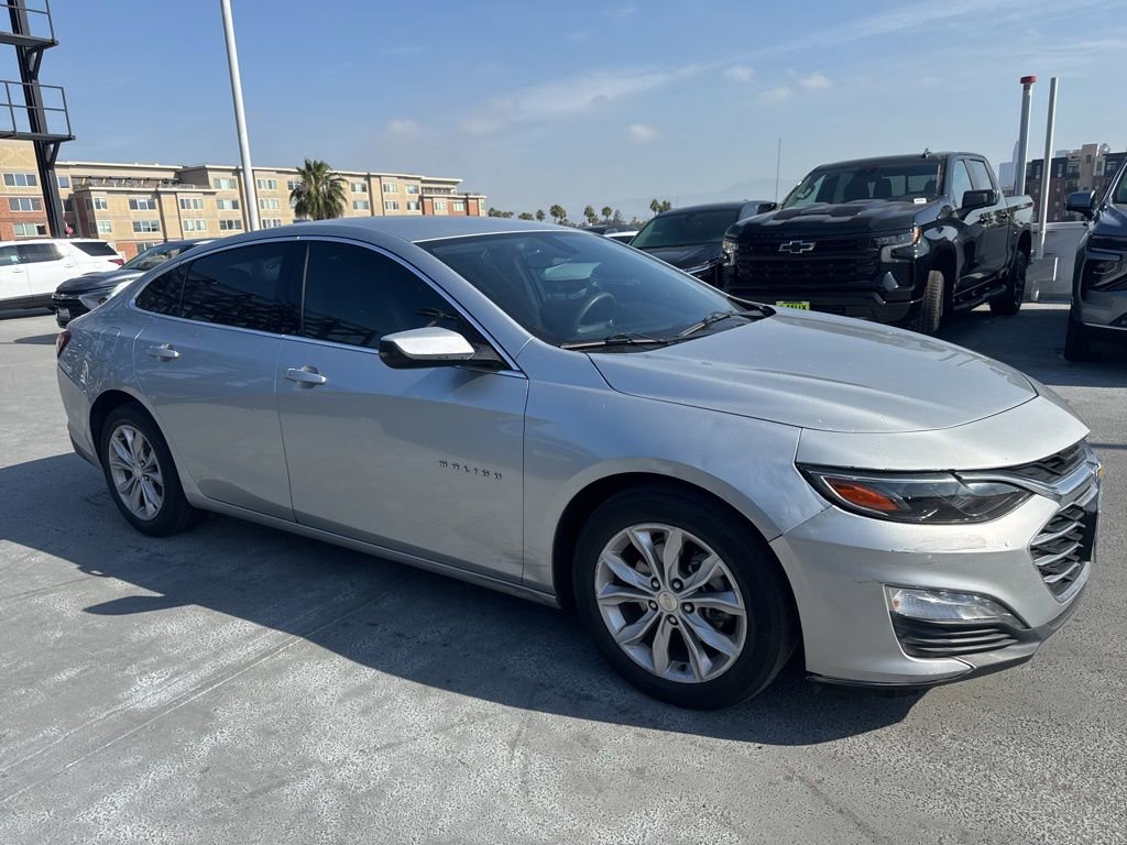Used 2021 Chevrolet Malibu LT FWD image 3