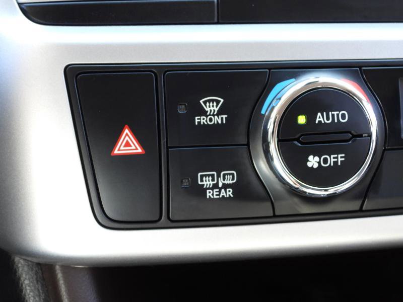 Used 2017 Toyota Highlander Plus image 63