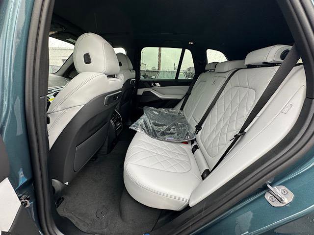New 2026 BMW X5 xDrive40i image 5