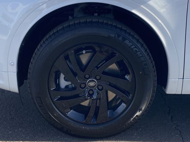 New 2025 Land Rover Discovery Sport S AWD/4WD image 24