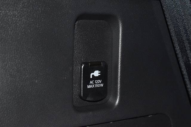 Used 2025 Nissan Armada PRO-4X image 39