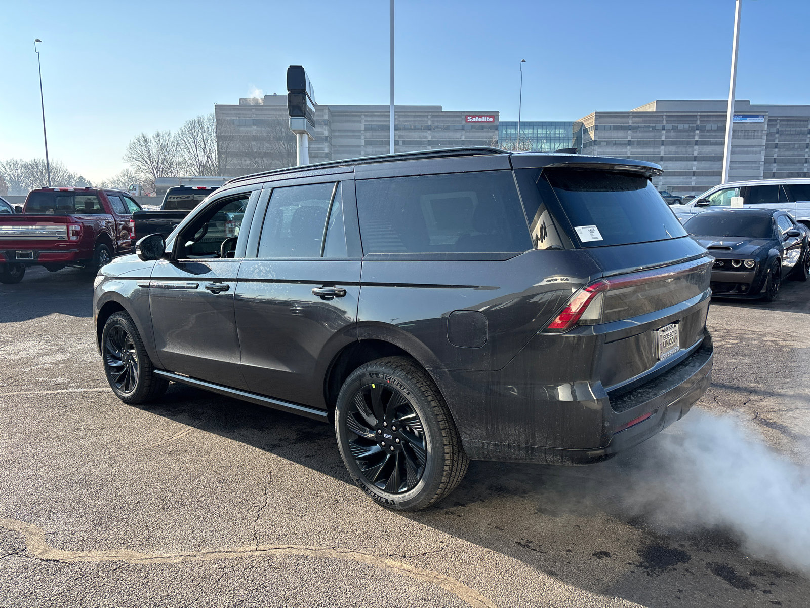 New 2026 Lincoln Navigator Reserve w/ Jet Appearance Package image 5