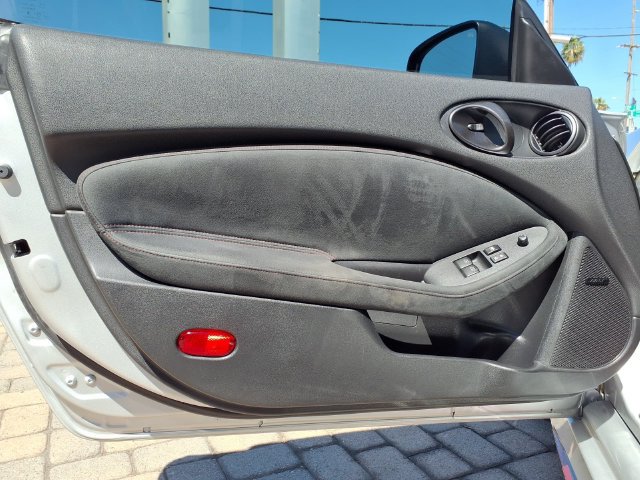 Used 2016 Nissan 370Z NISMO RWD image 12