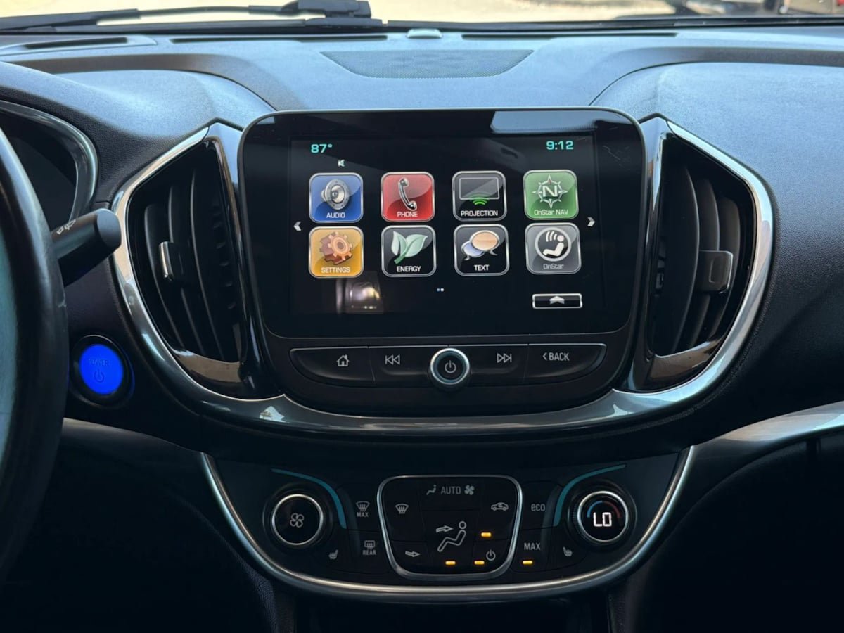 Used 2018 Chevrolet Volt Premier w/ Driver Confidence Package FWD image 51
