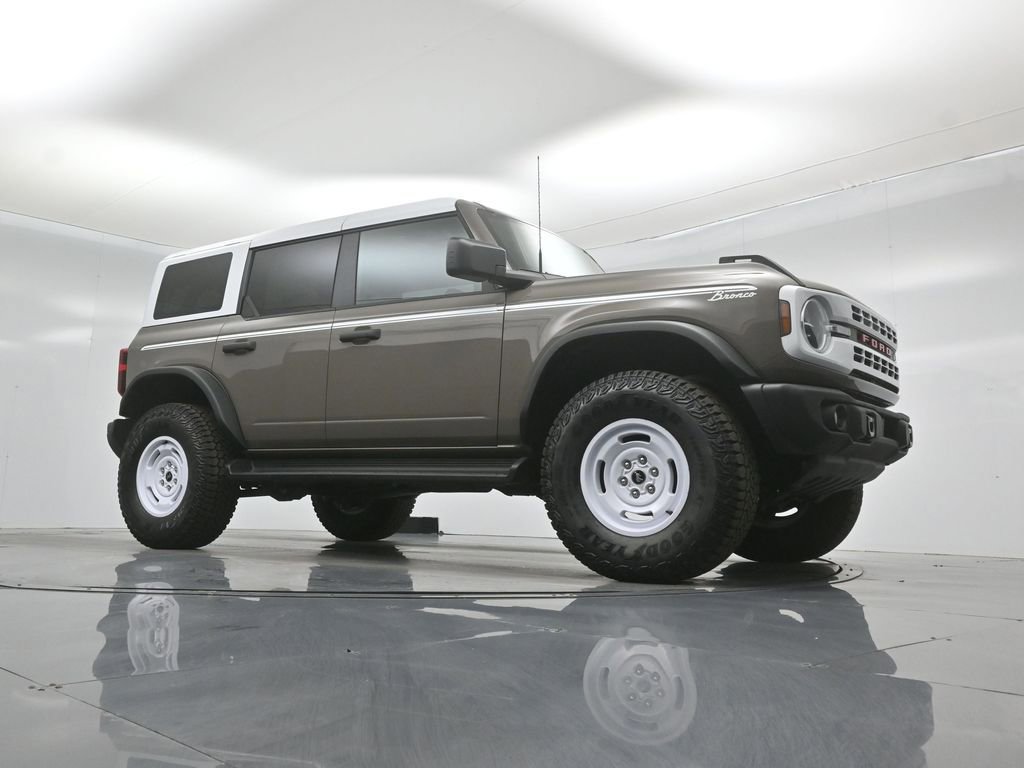 New 2026 Ford Bronco Heritage Edition AWD/4WD image 3