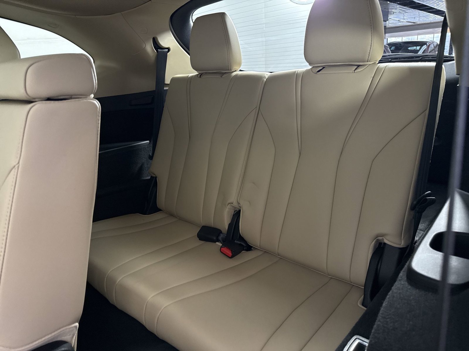 Used 2023 Acura MDX SH-AWD image 25