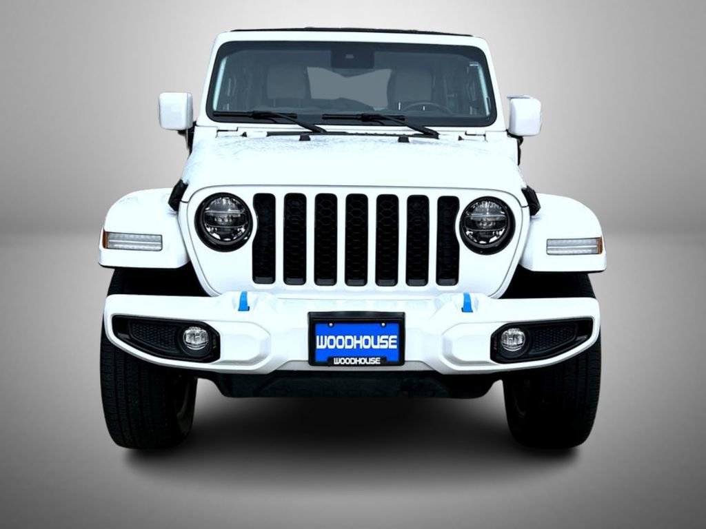 Used 2022 Jeep Wrangler Unlimited Sahara image 2
