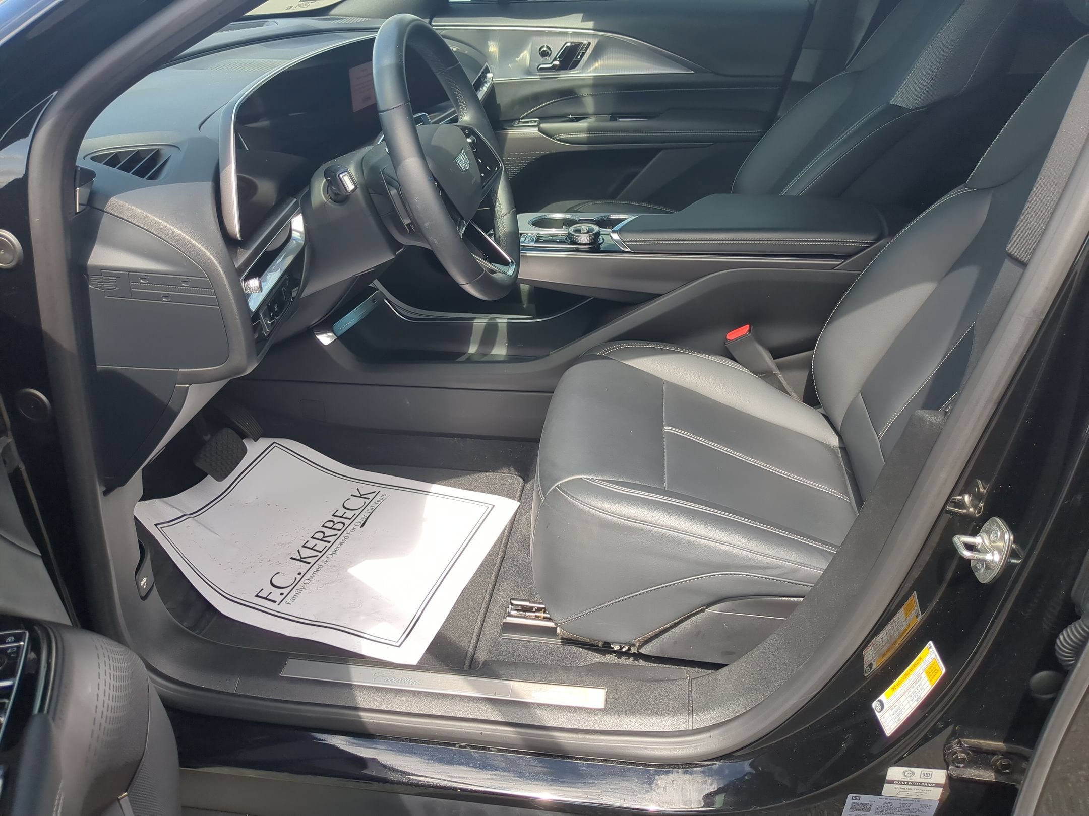 Certified 2024 Cadillac Lyriq Tech RWD image 17