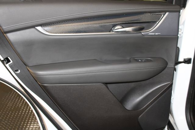 Certified 2024 Cadillac XT6 Sport w/ LPO, Floor Liner Package image 23