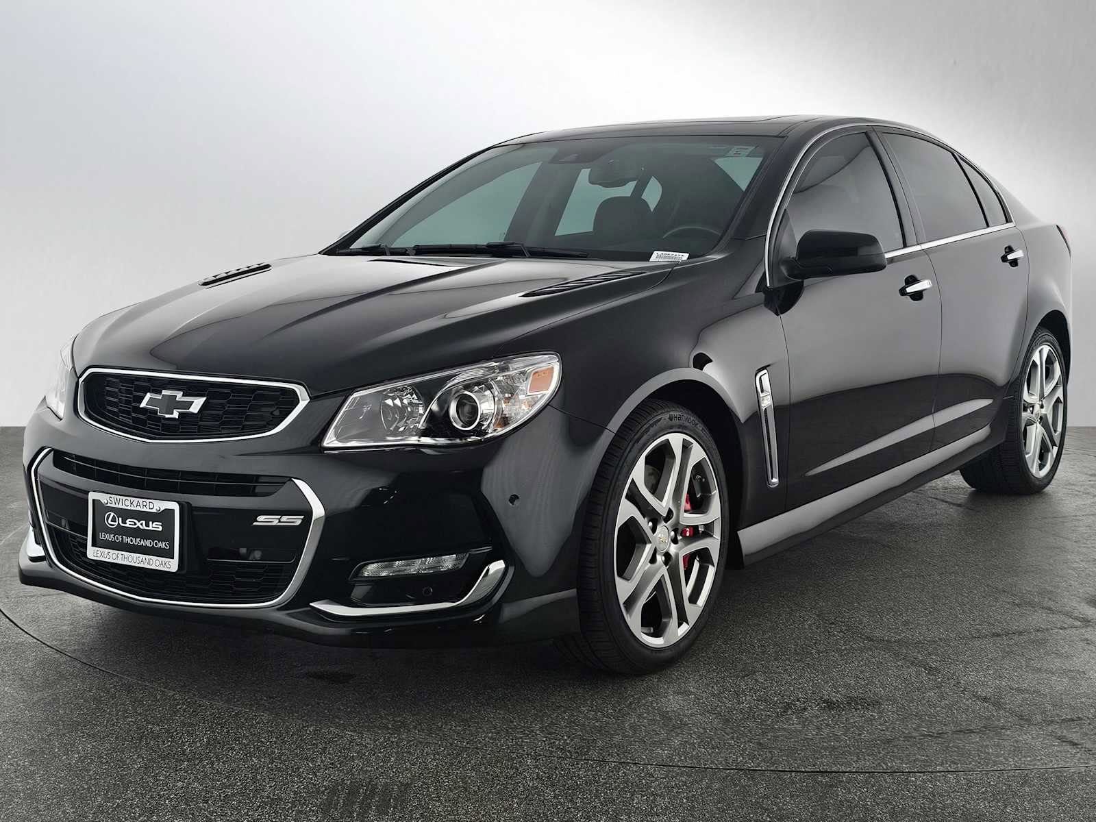 Used 2017 Chevrolet SS image 3