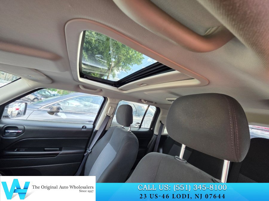 Used 2016 Jeep Patriot Latitude w/ Sun/Sound Group AWD/4WD image 14
