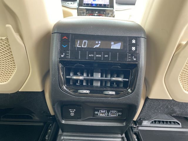 Used 2022 Jeep Grand Cherokee L Limited image 34