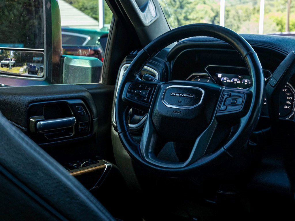 Used 2021 GMC Sierra 3500 Denali w/ Denali Ultimate Package image 25