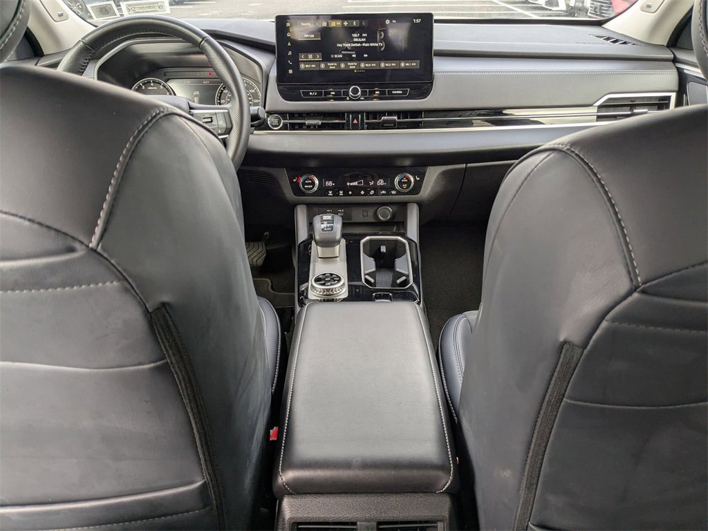 Used 2025 Mitsubishi Outlander SE image 31