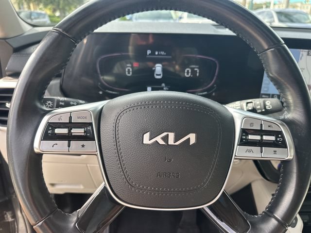 Certified 2023 Kia Telluride EX w/ EX Captain's Chair Package FWD image 22
