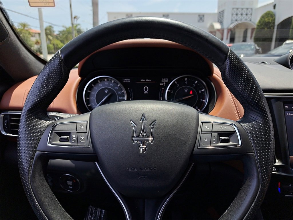 Used 2022 Maserati Levante Modena image 23