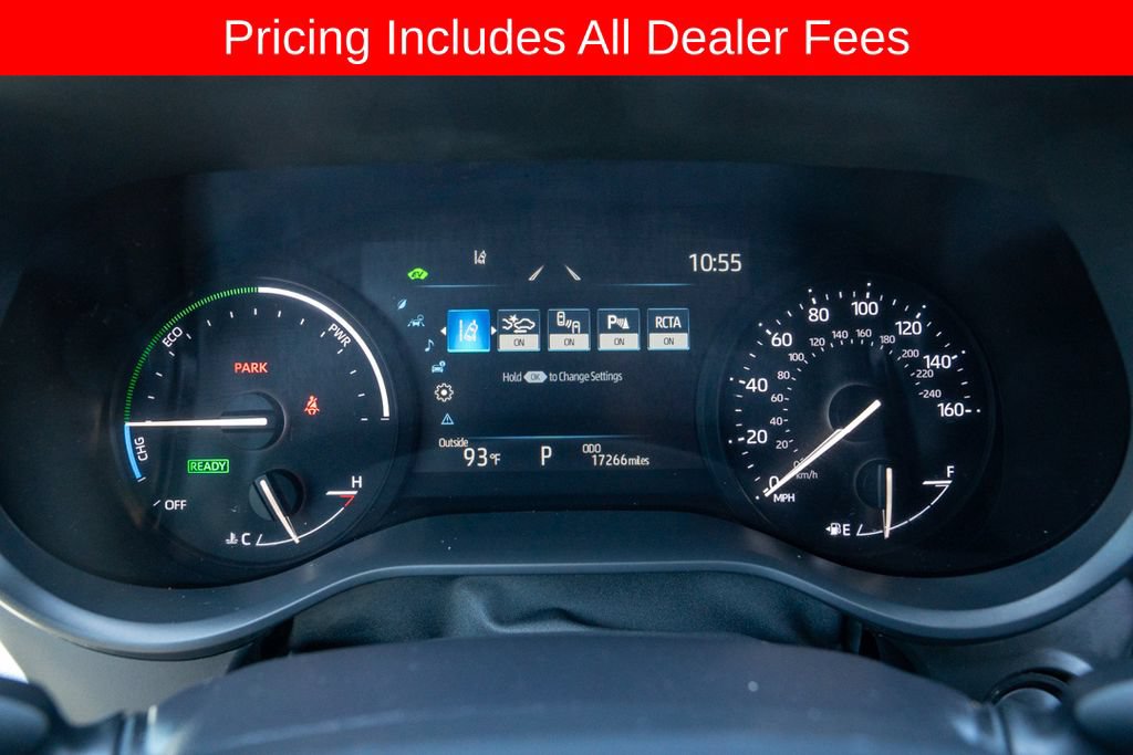 Used 2025 Toyota Sienna XLE FWD image 20