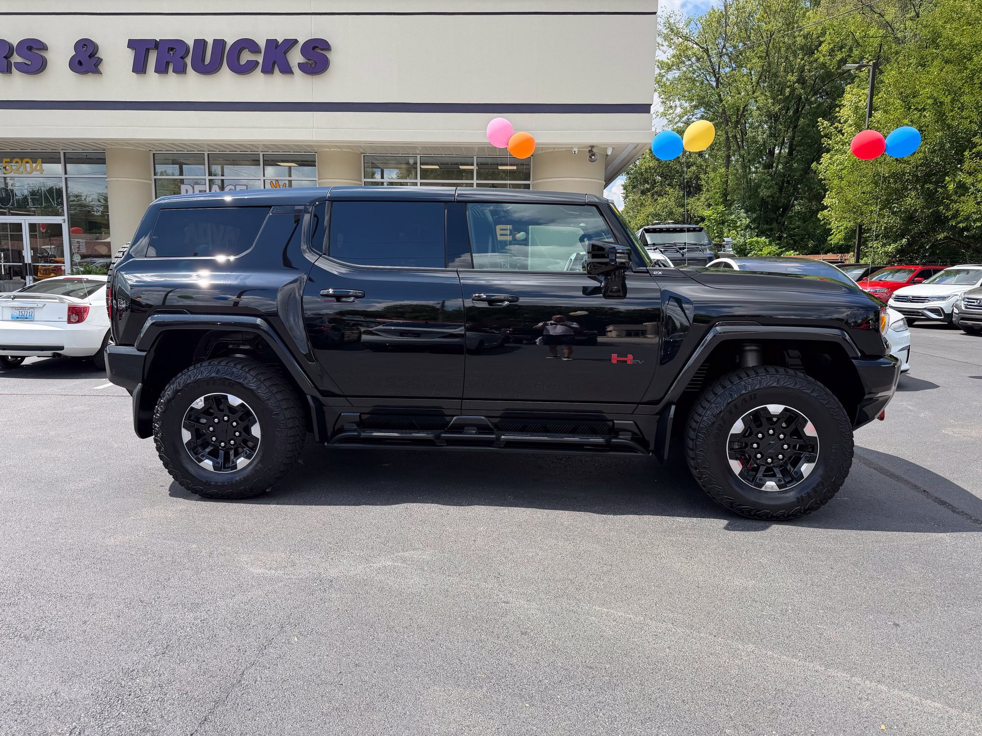 Used 2024 GMC Hummer EV 2X w/ Extreme Off-Road Package AWD/4WD image 7