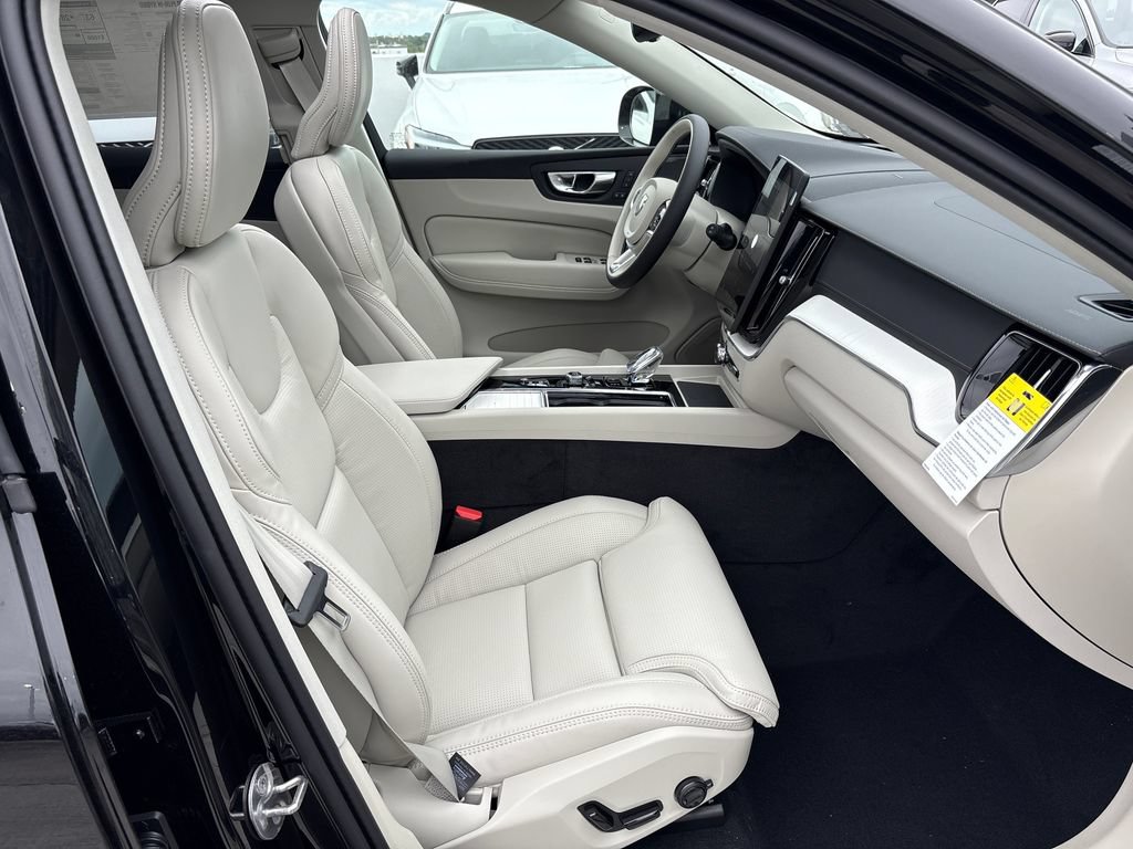 New 2026 Volvo XC60 T8 Ultra AWD/4WD image 17