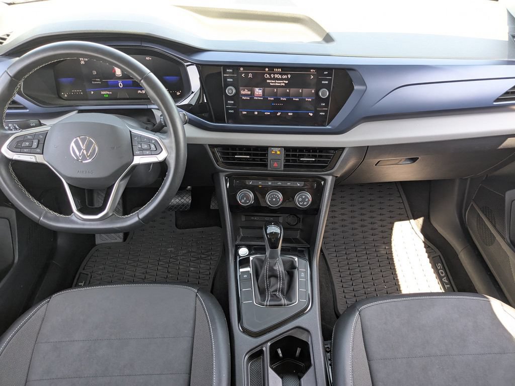 Used 2023 Volkswagen Taos SE FWD image 15