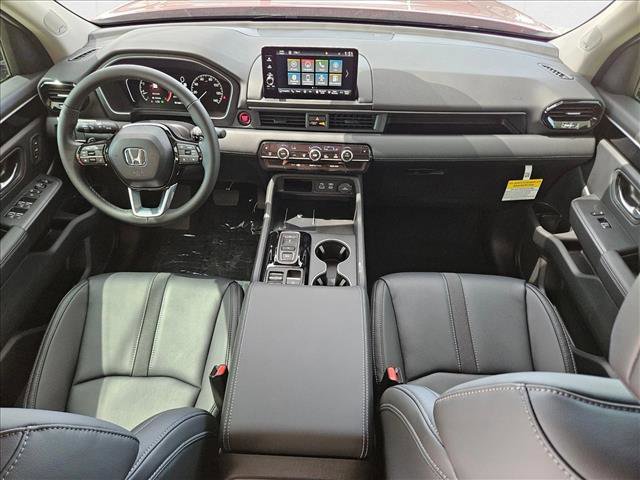 New 2025 Honda Pilot Touring image 15
