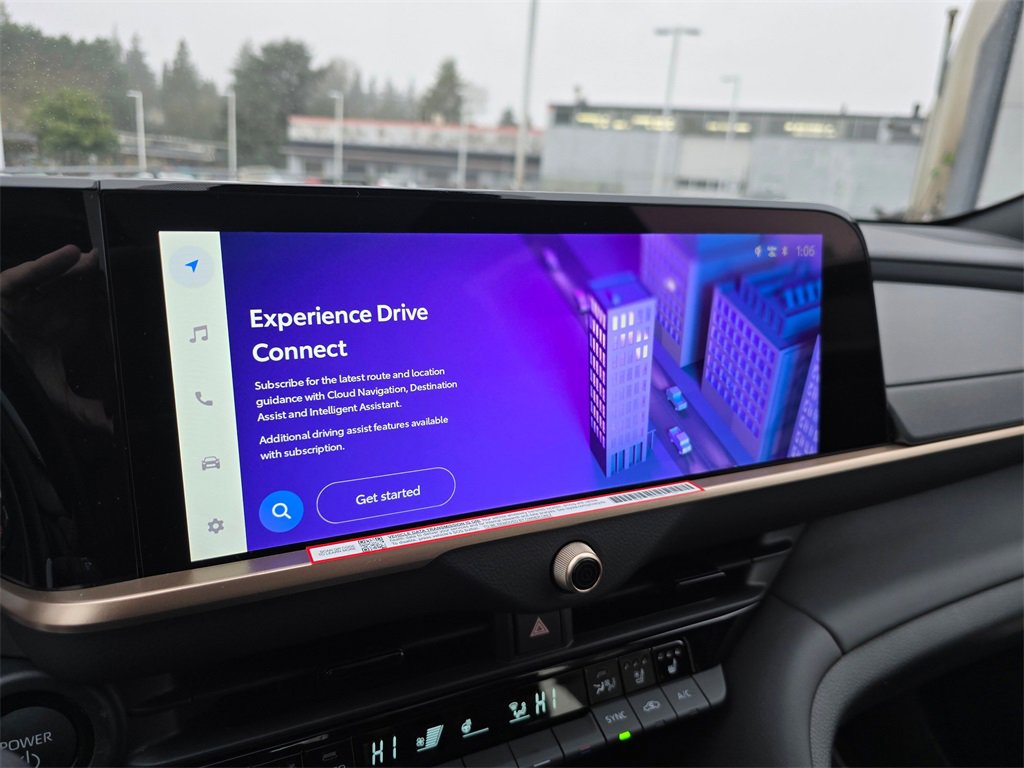 New 2025 Toyota Crown Signia image 30