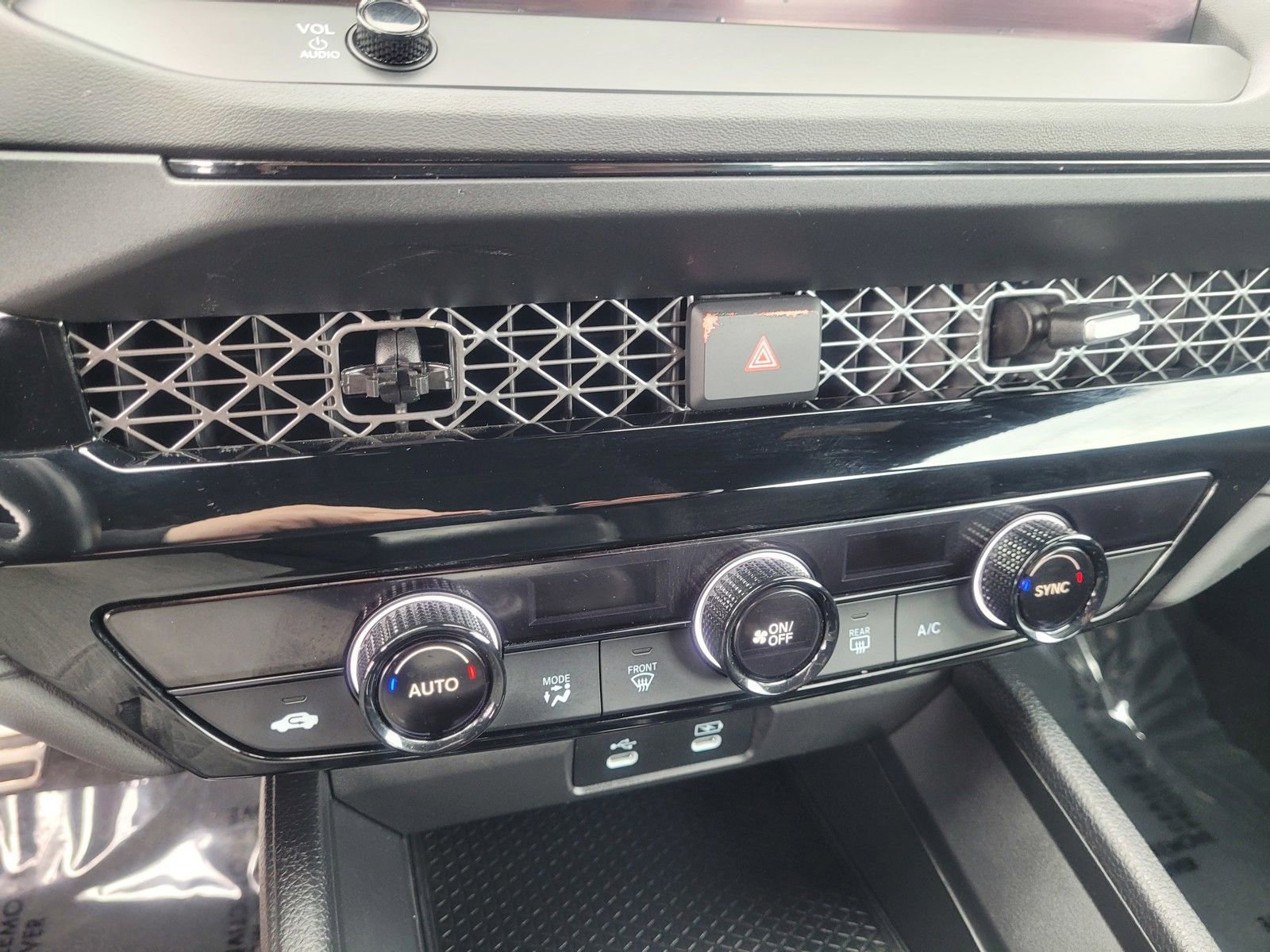 Used 2024 Honda Accord Sport image 18