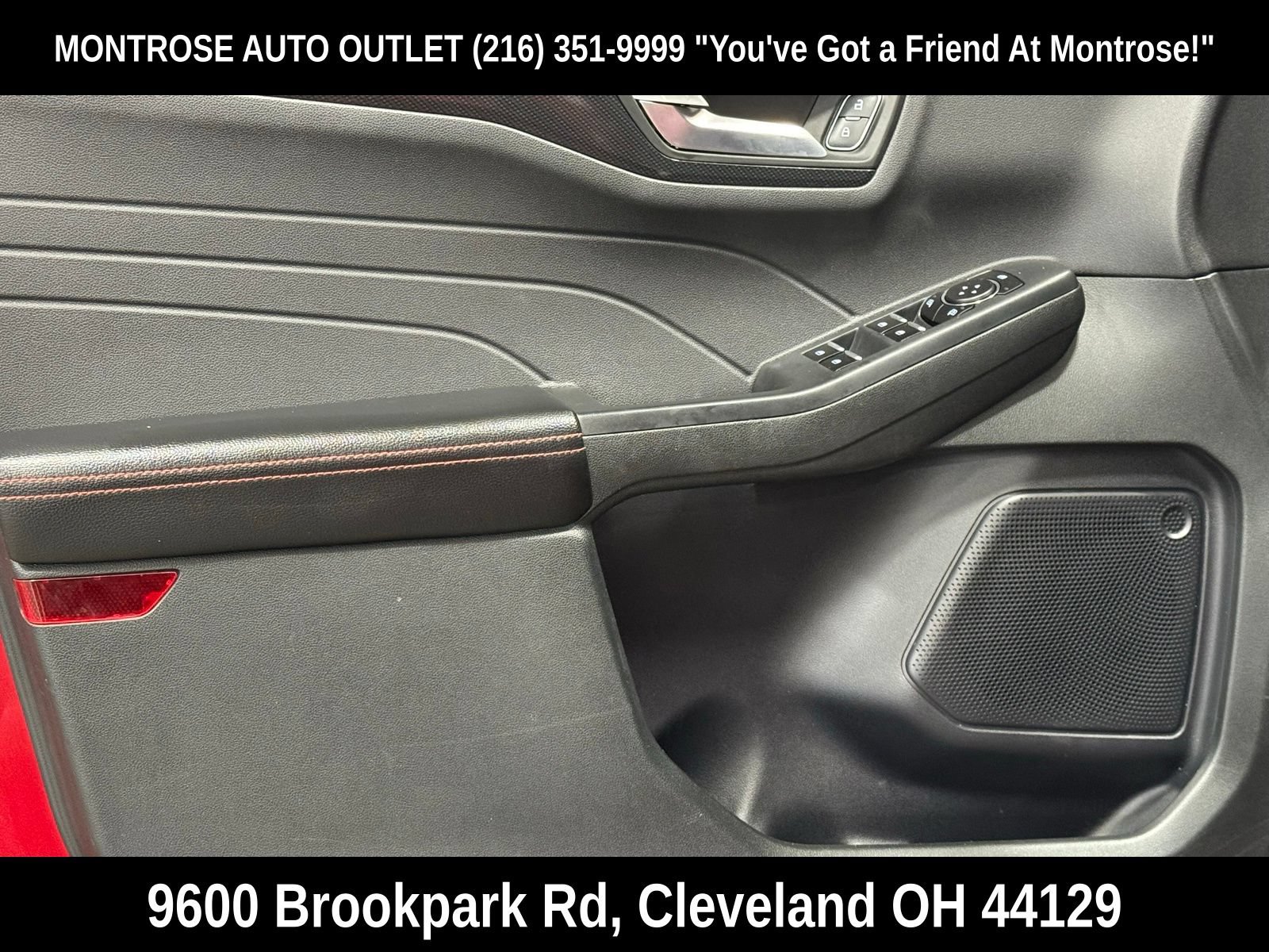 Used 2023 Ford Escape ST-Line w/ Equipment Group 301A FWD image 12